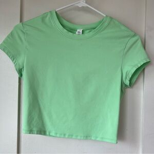 Alo Yoga Alosoft Crop Finesse Short Sleeve in ultra mint (size medium)